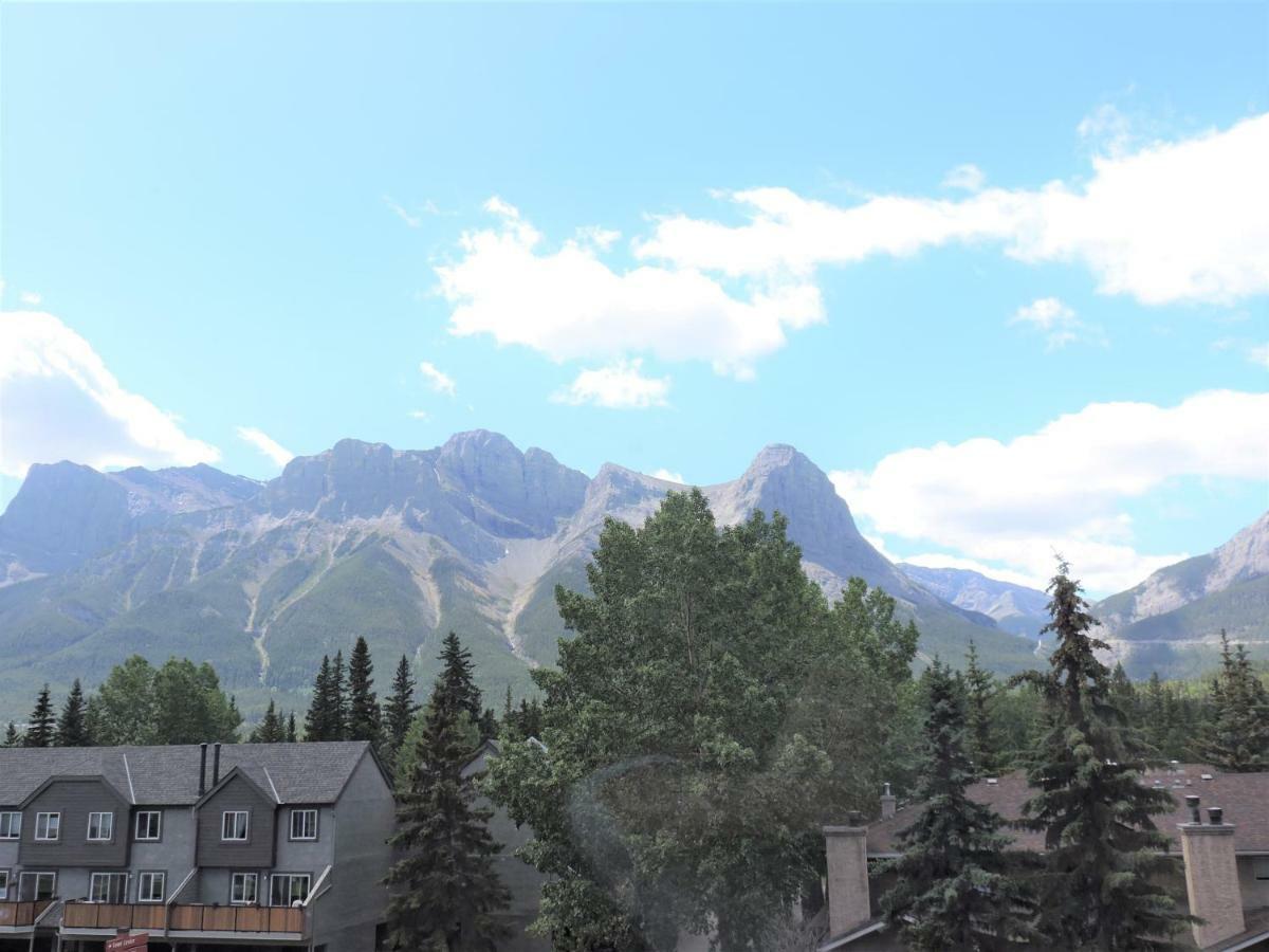 Fenwick Vacation Rental Open Hot Tub Glorious Mountain 2 Bedroom Canmore Luaran gambar
