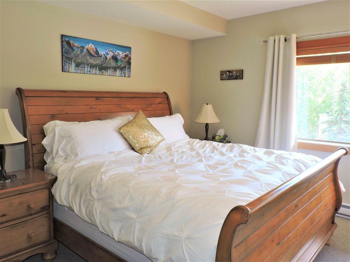 Fenwick Vacation Rental Open Hot Tub Glorious Mountain 2 Bedroom Canmore Luaran gambar