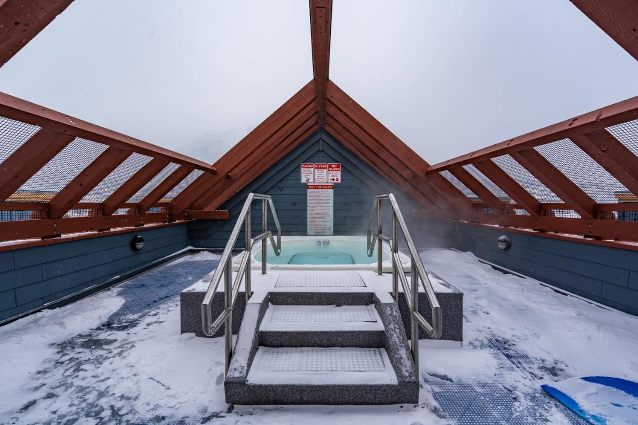 Fenwick Vacation Rental Open Hot Tub Glorious Mountain 2 Bedroom Canmore Luaran gambar