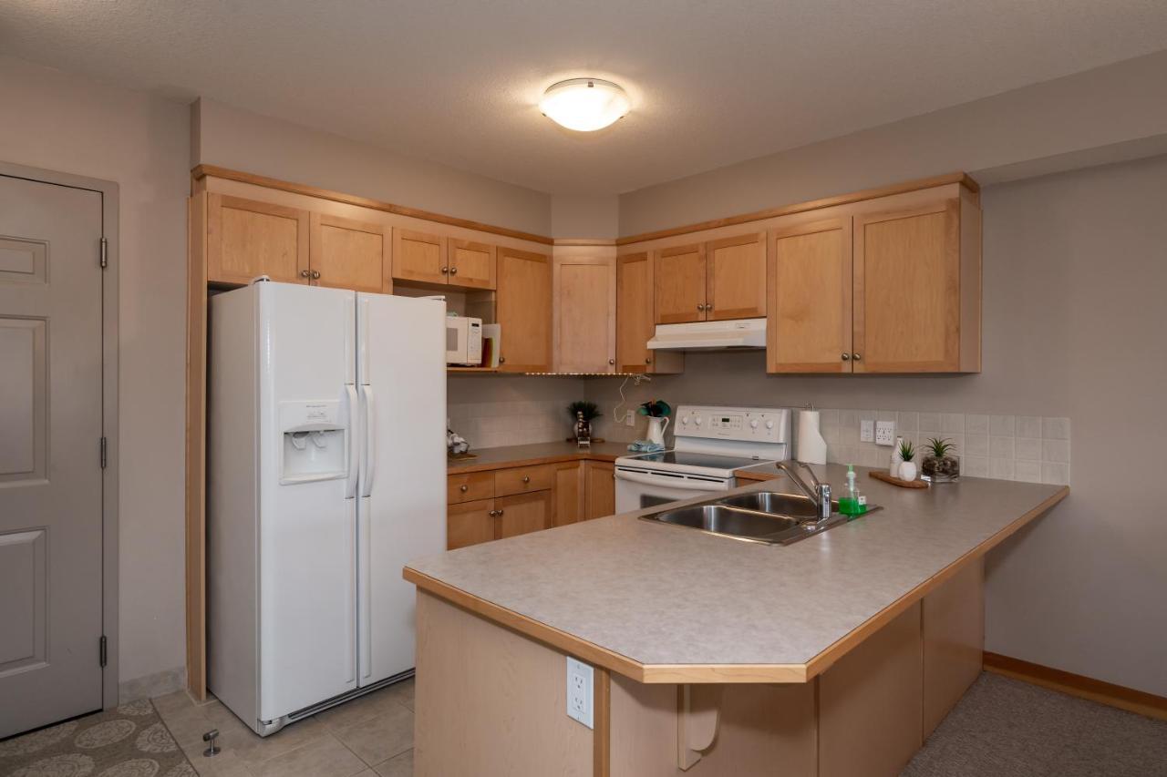 Fenwick Vacation Rental Open Hot Tub Glorious Mountain 2 Bedroom Canmore Luaran gambar